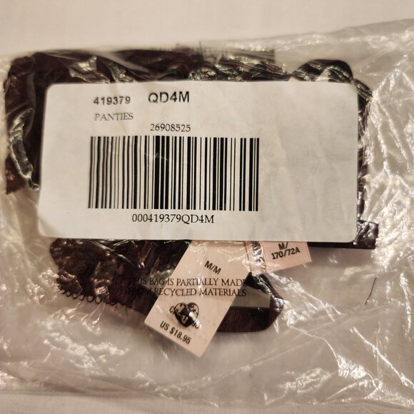 VS Very Sexy Rose Lace Crotchless Panty - M - Picture 4 of 5